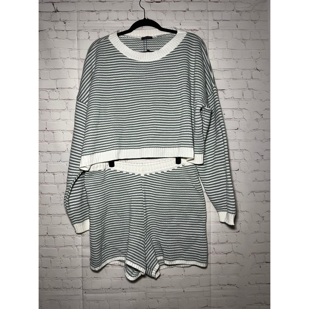 Nasty Gal Striped Knit Crop Sweater High Waist Shorts Lounge Set Plus Size 18-20 - Picture 2 of 7